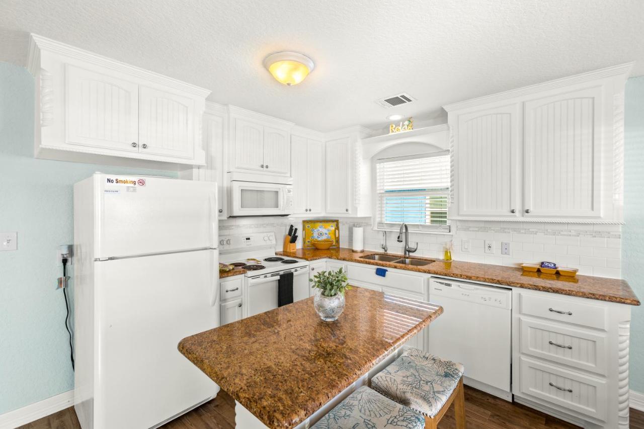 Walk To Beach, Sunset Bay Views, Pet Friendly - Sea Me Relaxin Surfside Beach Exterior photo